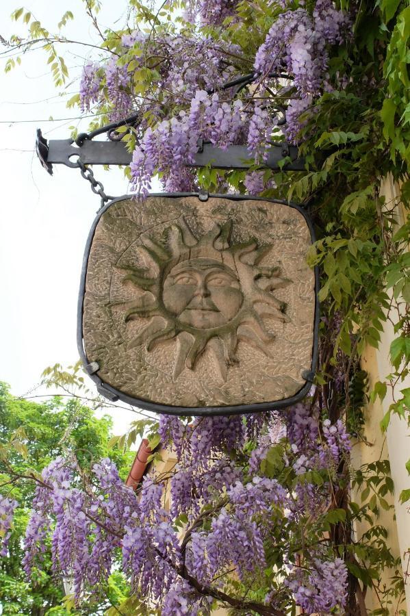 Penzion Kamenne Slunce Telc Bagian luar foto